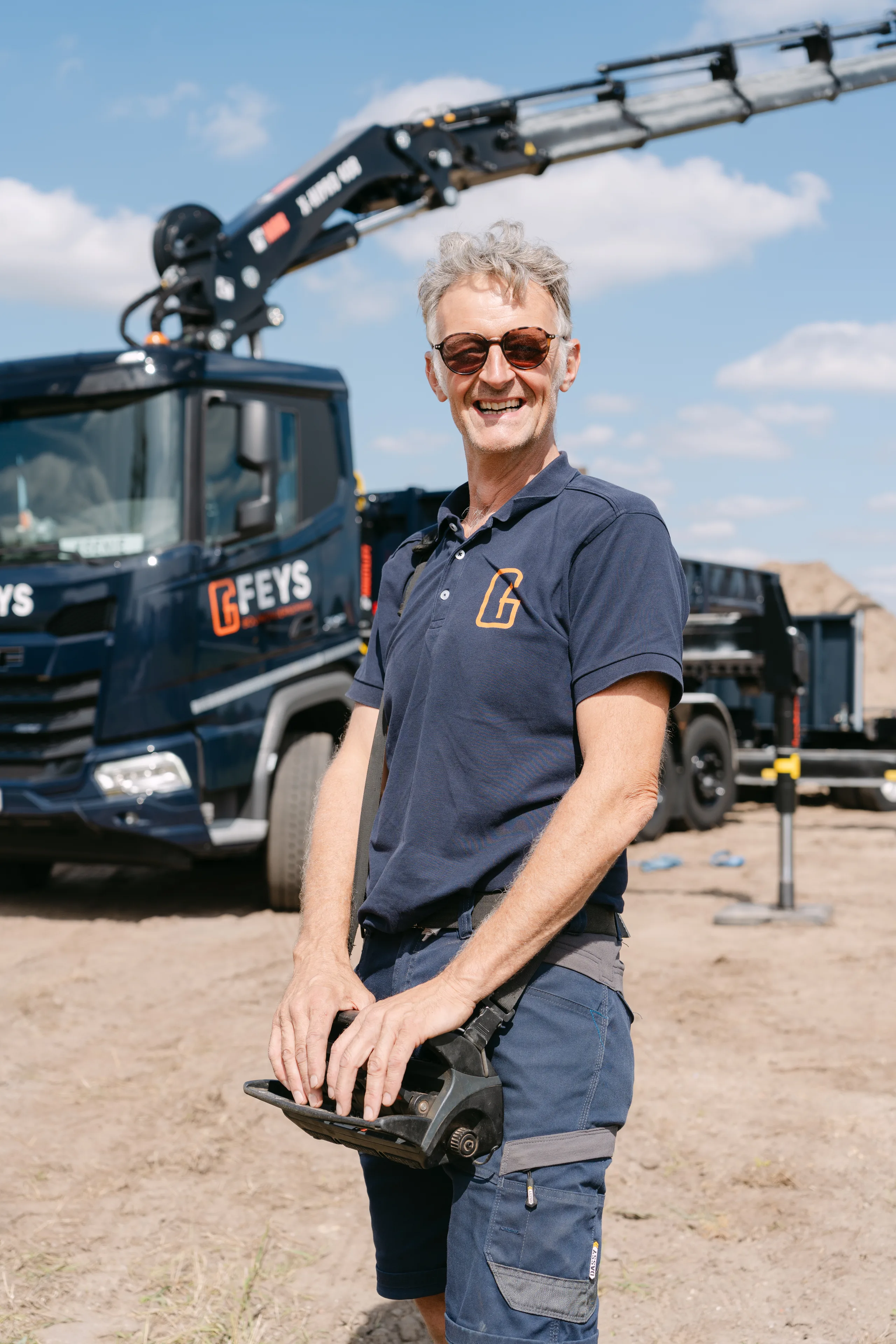 Onze eigen torenkraan op de werf