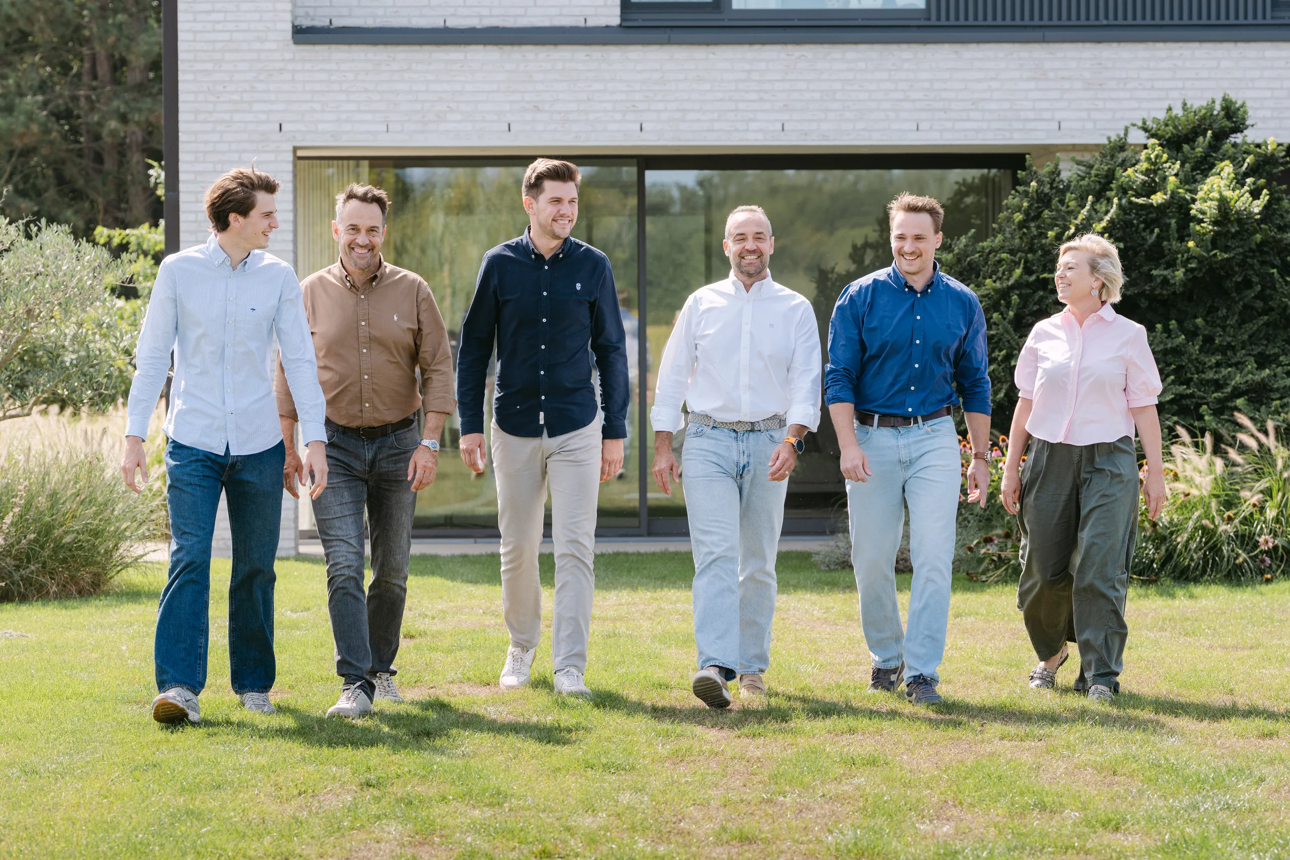 Gil, Gerdy, Robin, Filip, Michiel en Véronique samen